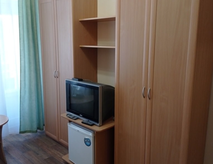 3-х местный двухкомнатный номер "Стандарт" - Санаторий «Колос» Кировская область